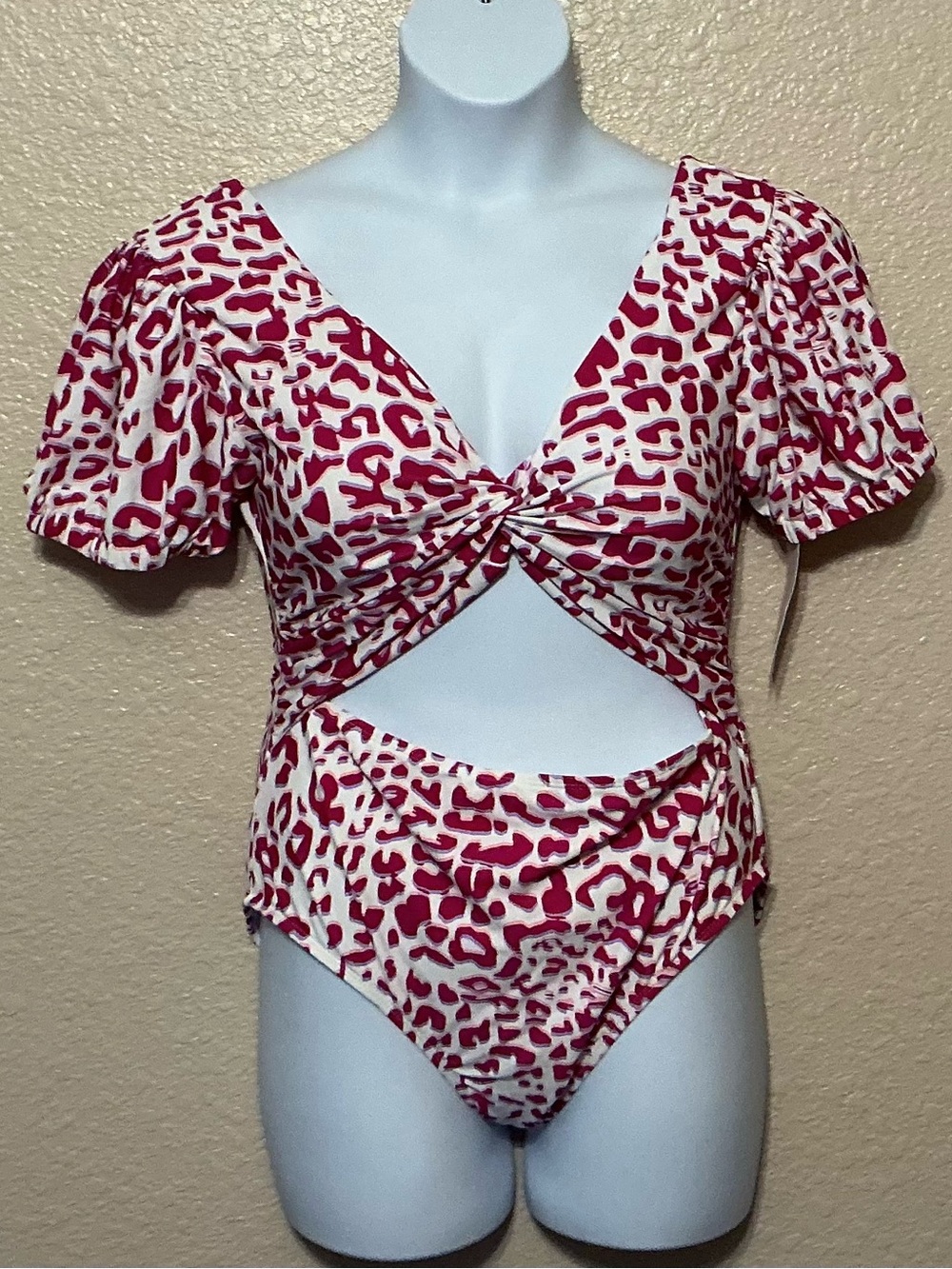 Meet Curve Pink & White Leopard Print Twist-Front Cutout One-Piece Swimsuit